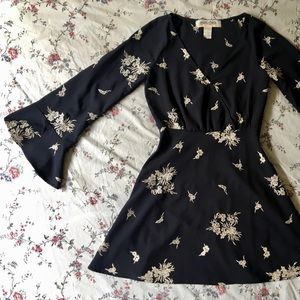 MIMI CHICA Flounce Sleeve Mini Dress
